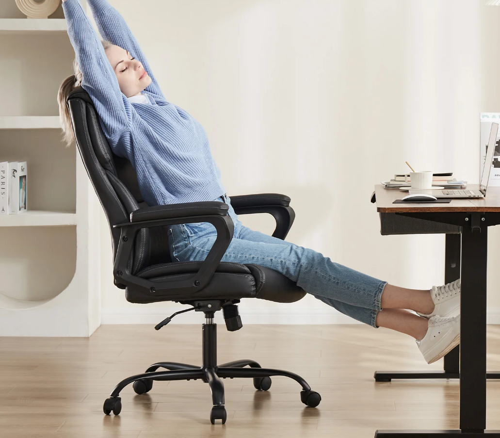 Ergonomische Gamingstoel – PU-Leder met Armleuningen, Lendensteun & Draaibare Wielen, Comfort voor Werk of Spel