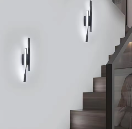 Moderne LED Wandlamp – 24W Aluminium, Warm Wit 3000K, Lineair Design