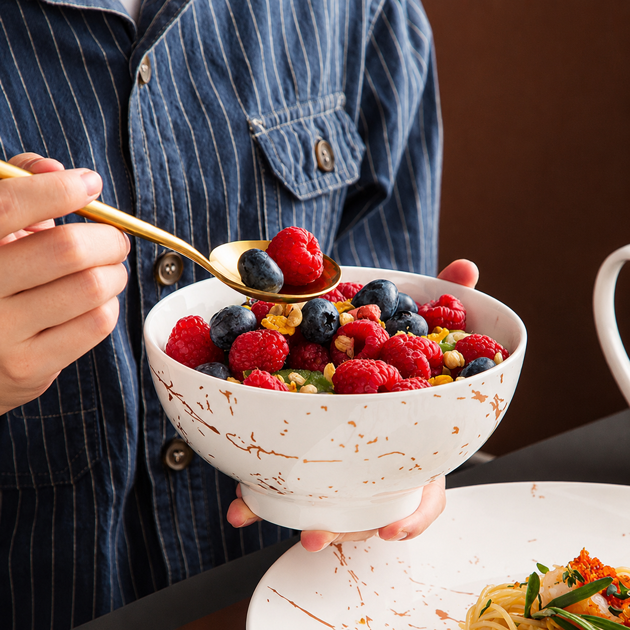 Luxe Serviesset Wit Goud 32-delig – 8 Persoons Porseleinen Servies