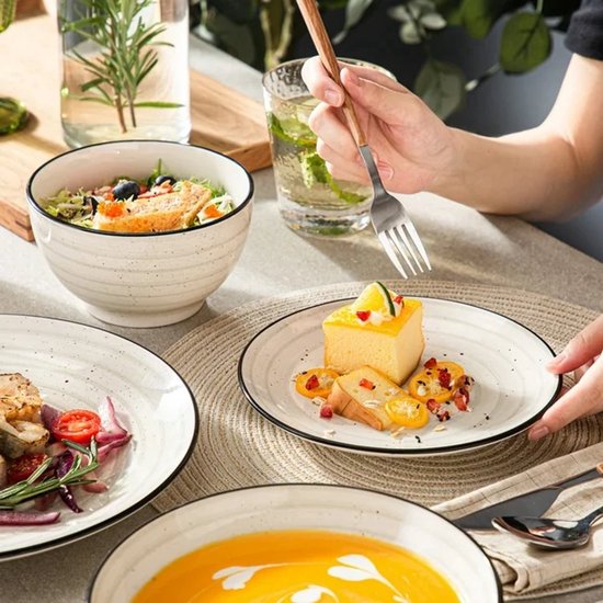 Luxe Serviesset – 24 delig – 6 persoons – Keramisch - Bordenset – Dinner platen – Dessertborden - Kommen - Pastabord - Beige
