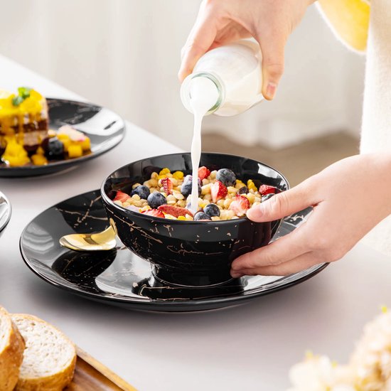 Luxe Serviesset – 24 delig – 6 persoons – Porselein - Bordenset – Dinner platen – Dessertborden - Kommen - Pastabord - Zwart - Luxe Servies