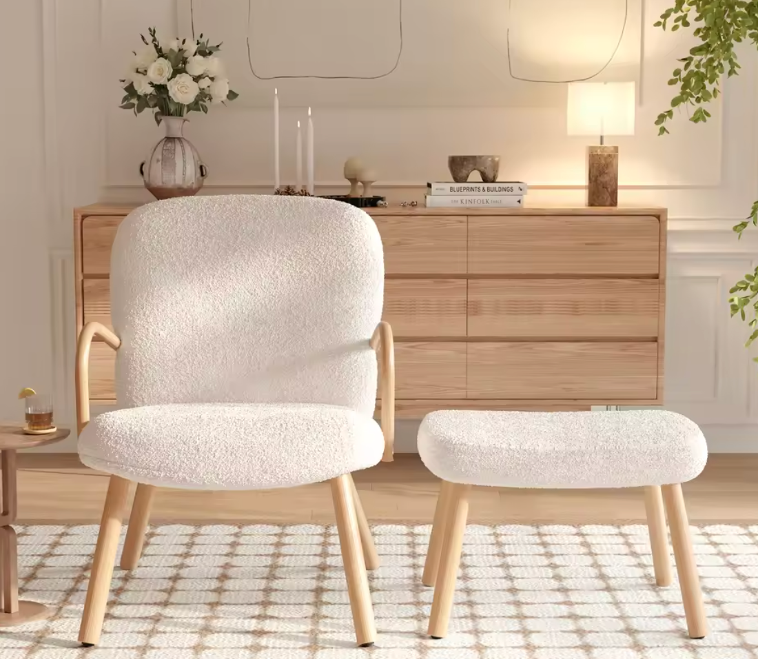 Fauteuil met Poef – Sherpa Bouclé Stoffering & Roestvrijstalen Poten – Hoge Rugleuning voor Extra Comfort