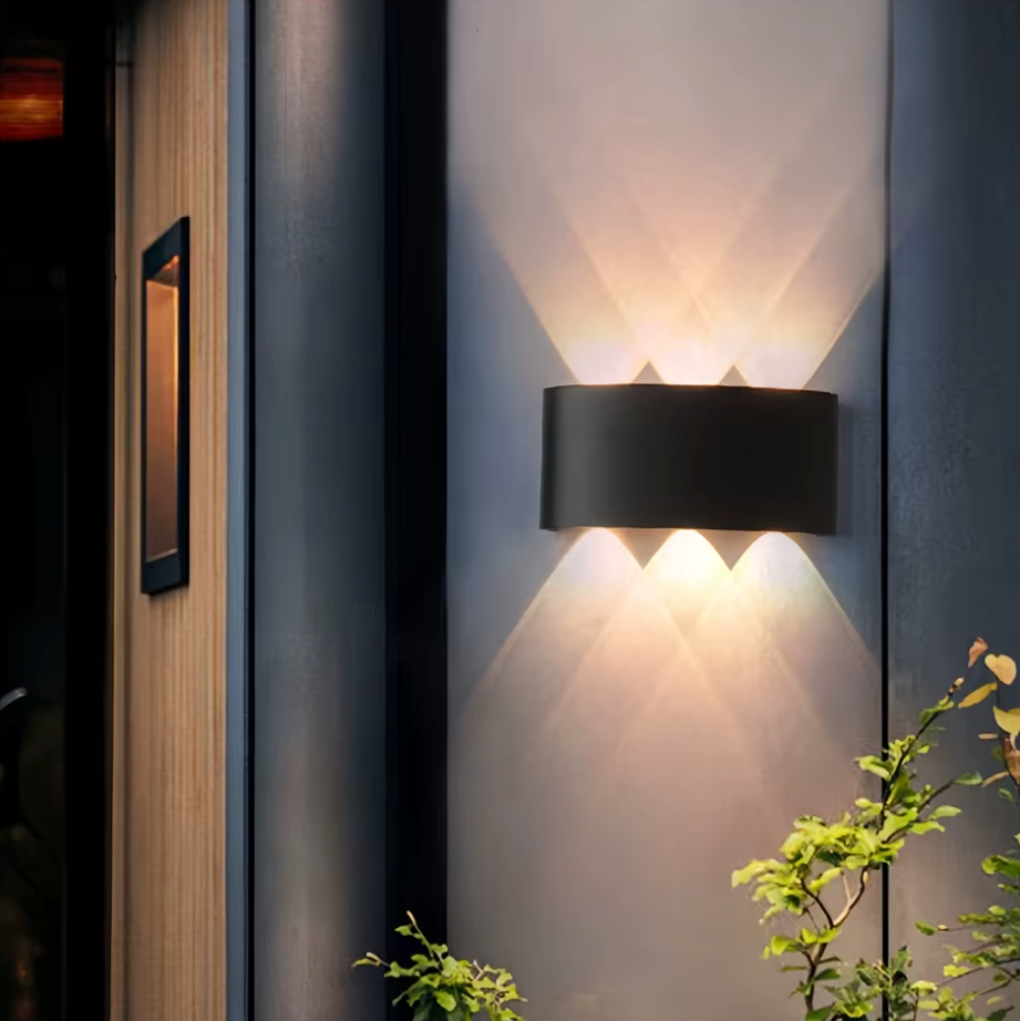 UniLights Waterdichte LED Wandlamp – Stijlvolle Verlichting voor Binnen en Buiten