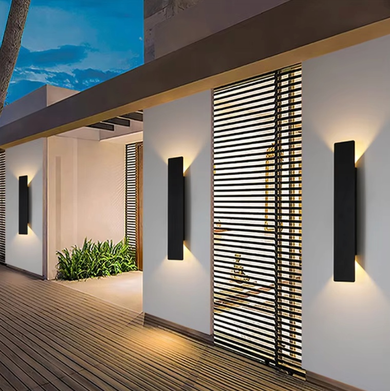 UniLights Waterdichte LED Wandlamp – Stijlvolle Buitenverlichting met Ingebouwde LED