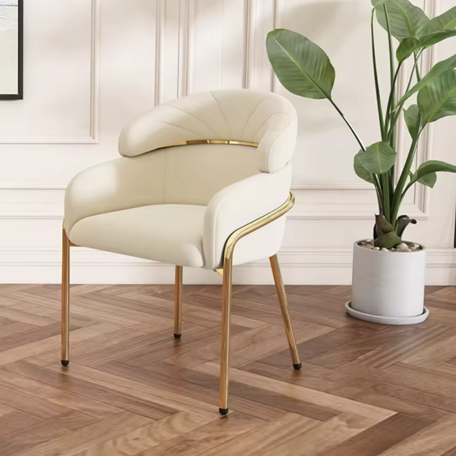 Luxe Fluwelen Eetkamerstoel – Gouden Poten – Getufte Rug