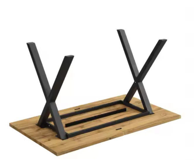 Moderne Eettafel met Kruispoten – Eiken Look & Zwart Metaal