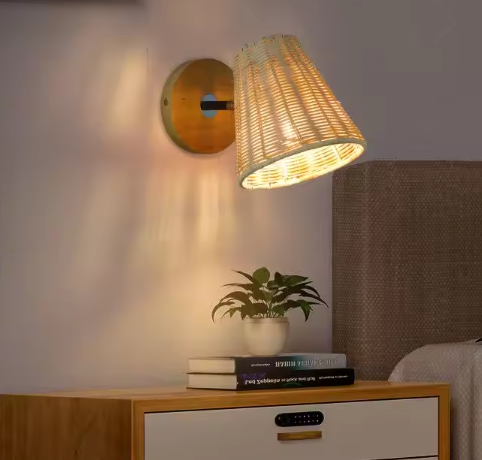 Retro Rotan Wandlamp – Handgeweven LED Wandkandelaar met Schakelaar
