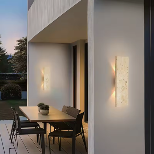 Moderne Buiten Wandlamp – Waterdicht LED Design met Natuursteen