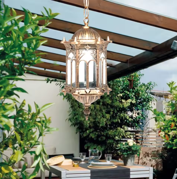 Waterdichte Retro Hanglamp – Bronskleurig Aluminium & Glazen Kap, Voor Binnen en Buiten