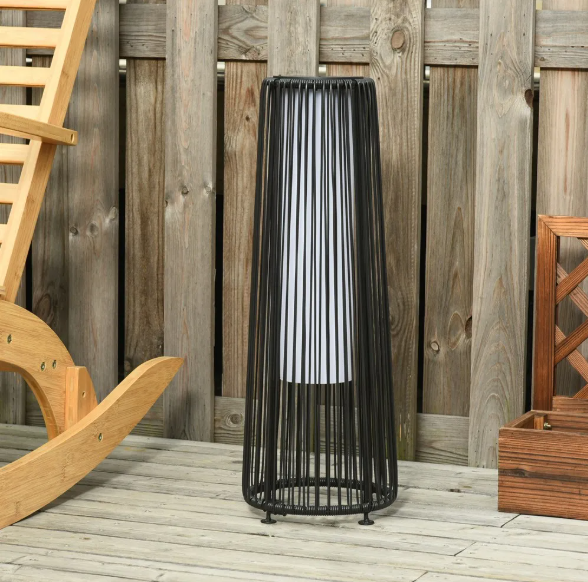 Rotan Solar Vloerlamp – Zwarte Buitenlamp met Automatische Lichtbediening