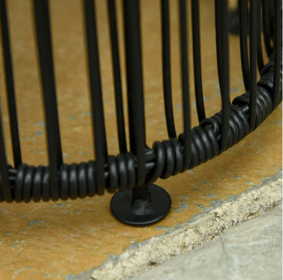 Solar Rattan Vloerlamp – LED Buitenlamp met Automatisch Licht & Waterbestendig