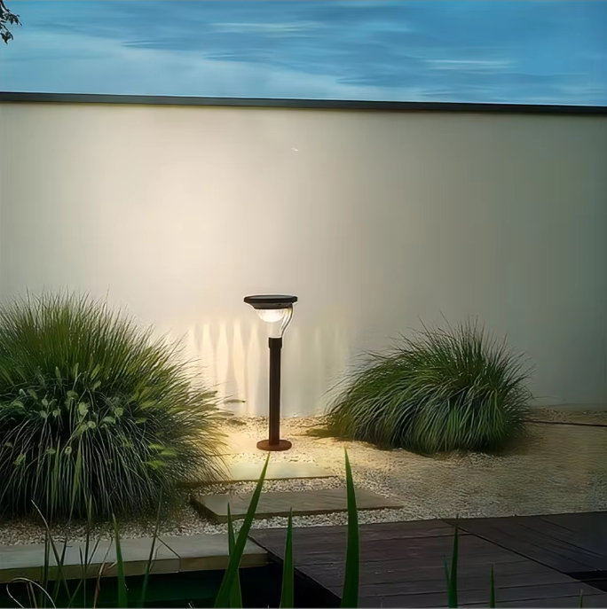 Solar LED Tuinlamp – Superheldere Zonnelamp voor Gazon, Pad & Binnenplaats, Waterdicht en Energiezuinig