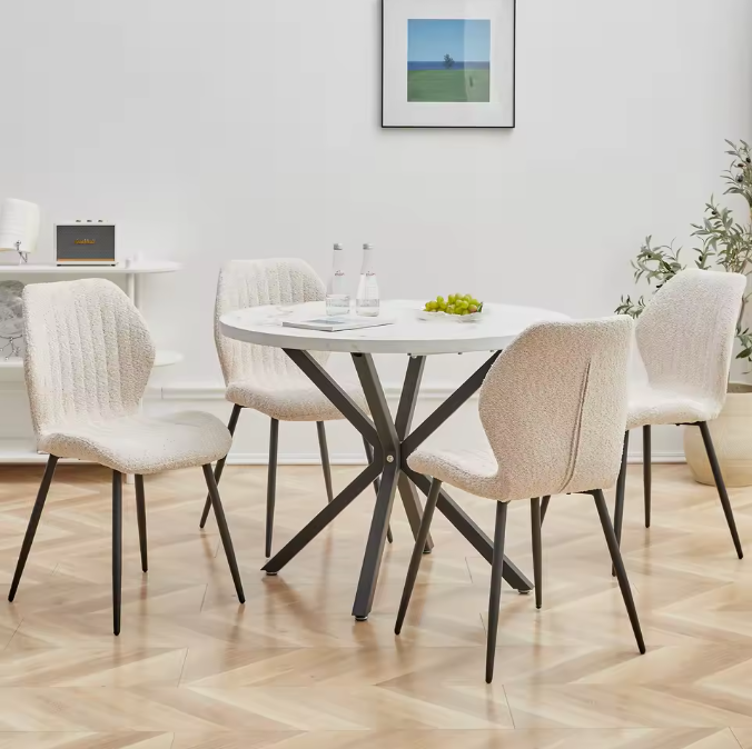 Set van 4 Linnen Eetkamerstoelen – Beklede Zitting & Metalen Poten, Modern en Comfortabel