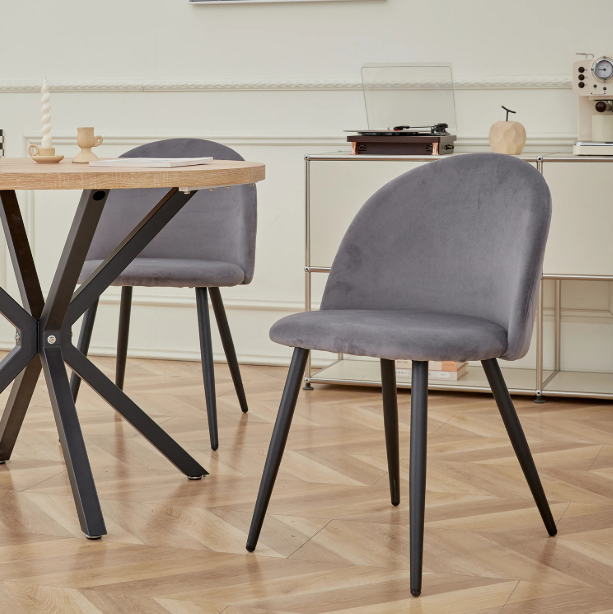 Set van 4 Fluwelen Eetkamerstoelen – Modern Design & Metalen Onderstel, Comfortabel en Stijlvol