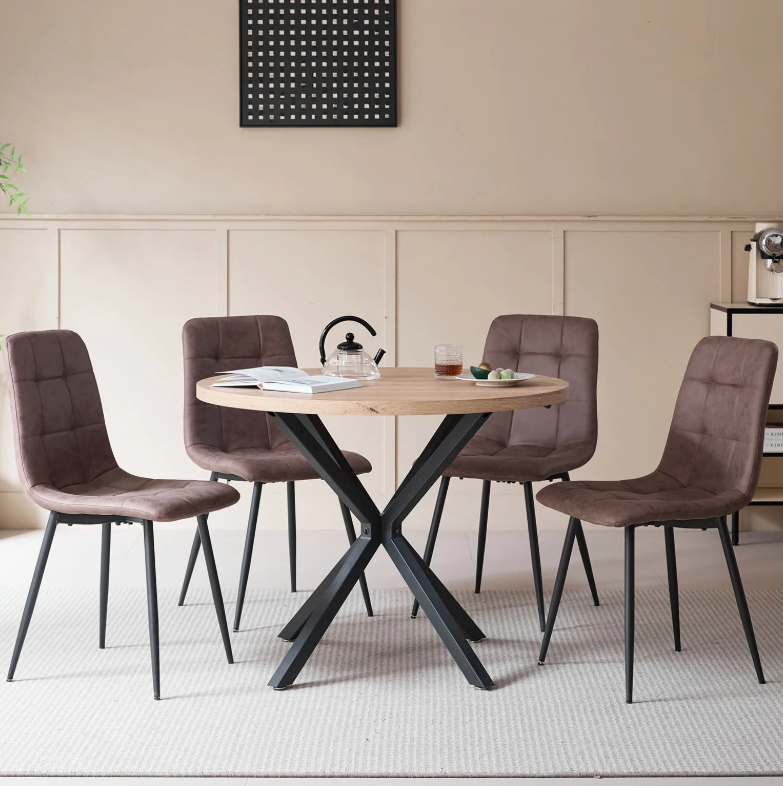 Set van 4 Velvet Eetkamerstoelen – Zachte Zitting & Metalen Poten, Modern en Comfortabel