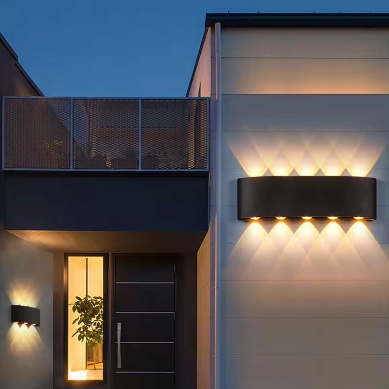 UniLights Waterdichte LED Wandlamp – Stijlvolle Verlichting voor Binnen en Buiten