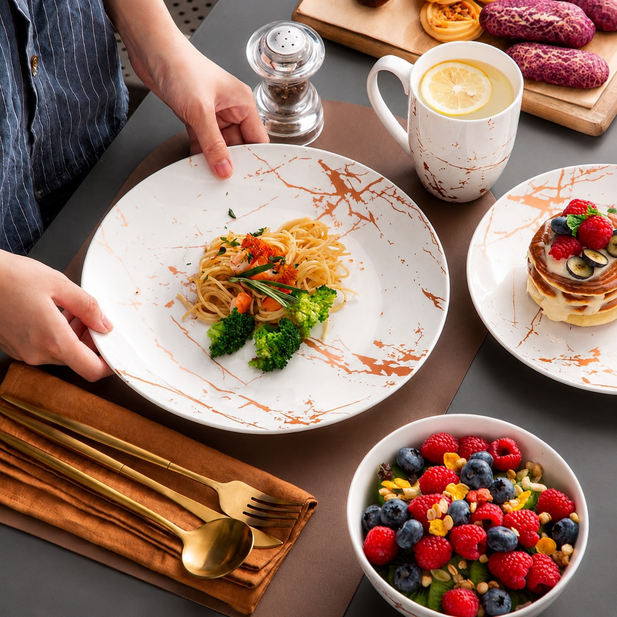Luxe Serviesset Wit Goud 32-delig – 8 Persoons Porseleinen Servies
